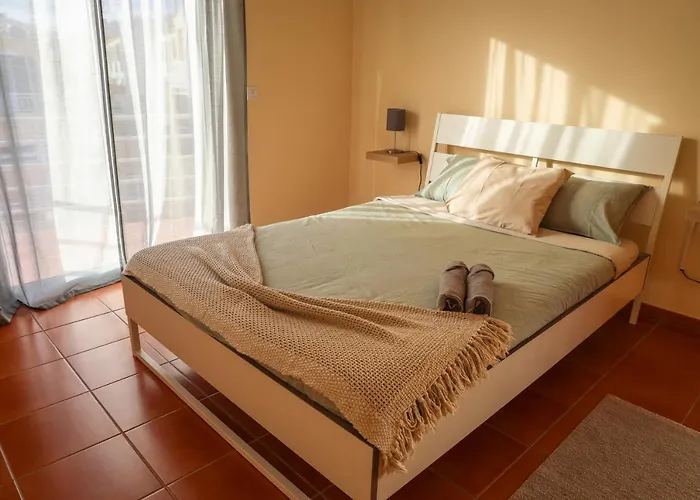 O Dragoeiro Da Madalena! Hébergement de vacances *